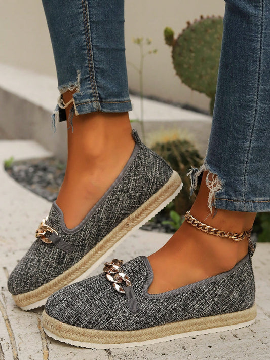 Stay stylish and dry with our Chain-Embellished Waterproof Woven Single Shoes. Perfect for autumn and summer, these vintage flats feature a unique chain embellishment and are made with waterproof materials. Experience both fashion and function with these must-have shoes.