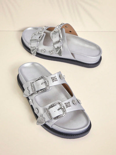 Chic and Comfortable Ladies Buckle Detail Flat Sandals for Your Next Vacation