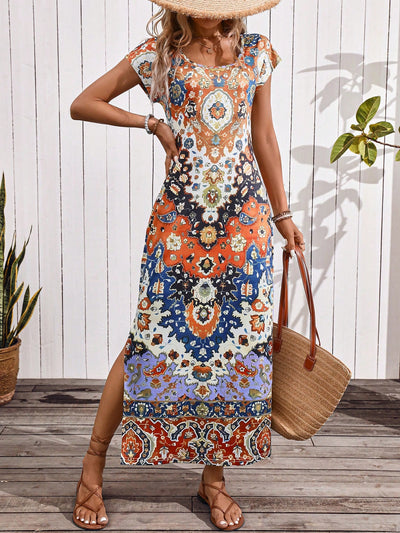 Retro Chic: Vacation Style Printed Dress for Leisure