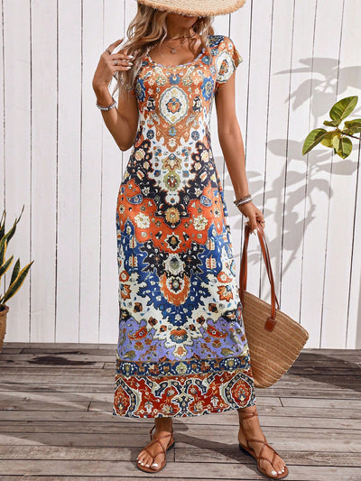 Retro Chic: Vacation Style Printed Dress for Leisure