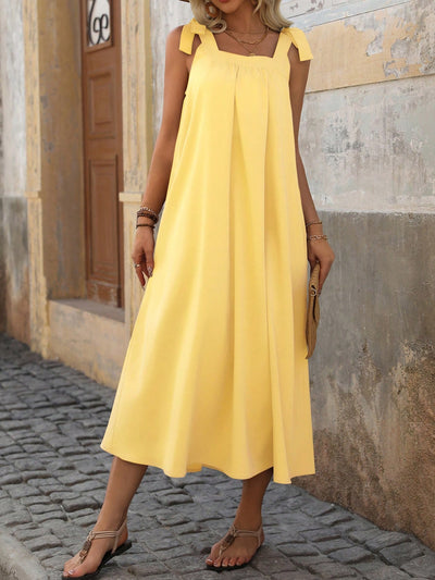 Chic and Simple: Women's Solid Color Pleated Spaghetti Strap Dress for Summer Vacation