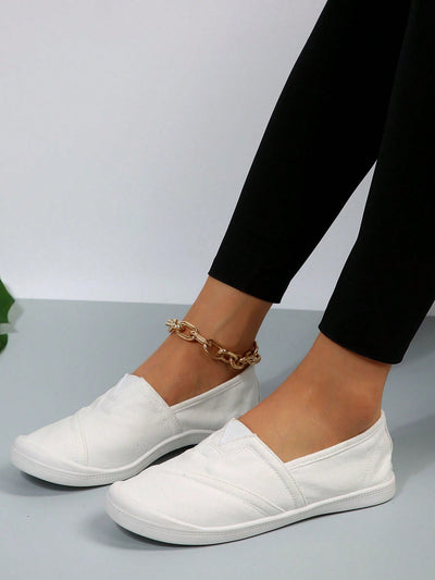 Step Out in Style: Women's Fashionable Lace-Up Sports Shoes