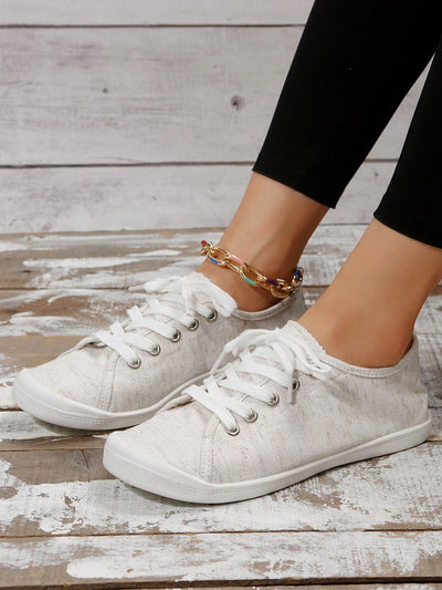 Step Out in Style: Women's Fashionable Lace-Up Sports Shoes