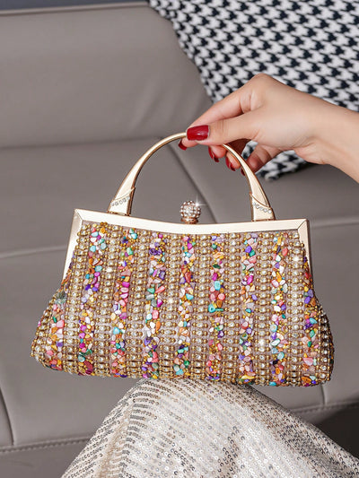 This Sparkle and Shine handbag is the perfect accessory for parties and dancing. Stand out with its shimmering glitter and add a touch of glamour to any outfit. The perfect size for all your essentials, it will keep you stylish and organized all night long.