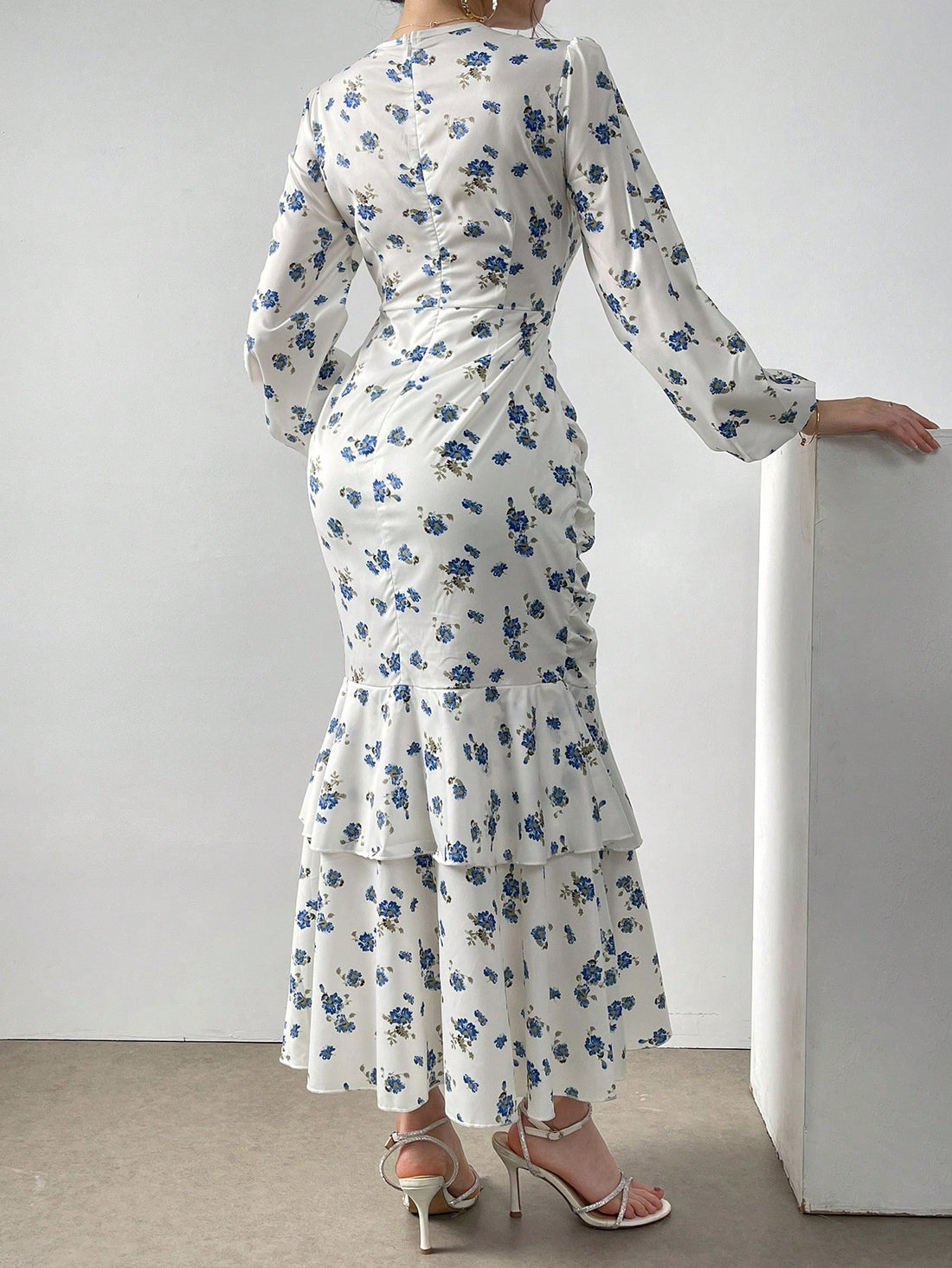 Effortlessly exude elegance in our Chic V-Neck Pleated Long Sleeve Dress. The v-neck design and pleated details add a touch of sophistication, while the long sleeves provide coverage for a comfortable and stylish look. Perfect for any occasion.