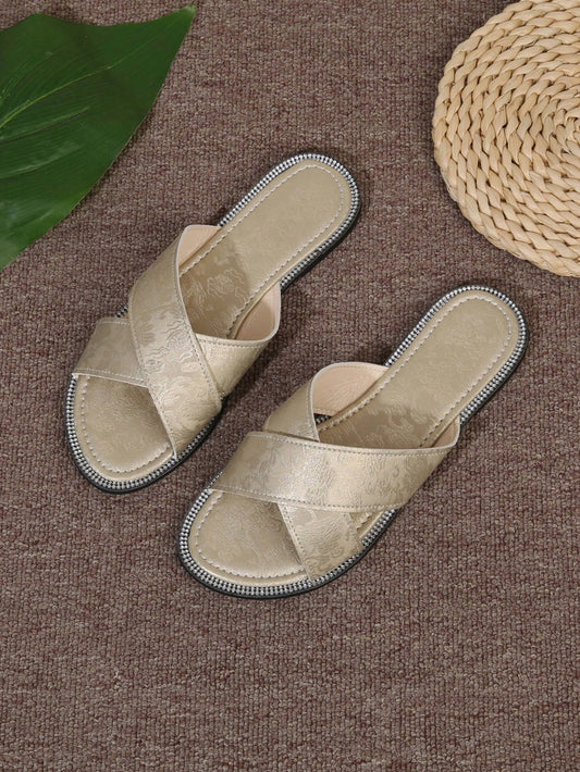 Summer Chic: Korean Style Pleated Beach Sandals for Women