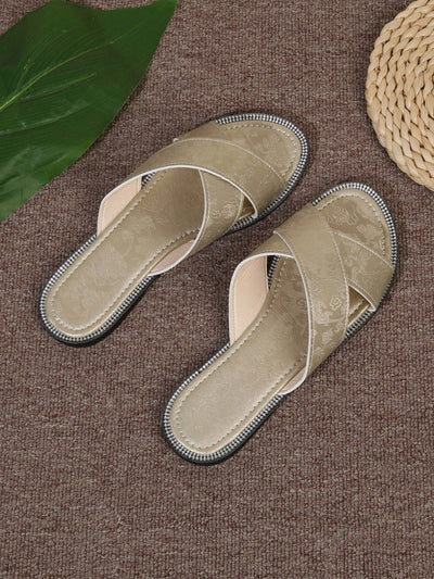 Summer Chic: Korean Style Pleated Beach Sandals for Women