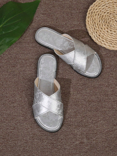 Summer Chic: Korean Style Pleated Beach Sandals for Women