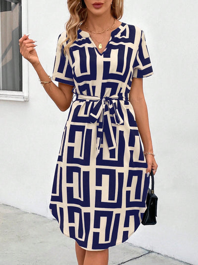 Stylish Independence: Women's Flag Print Short Sleeve Dress