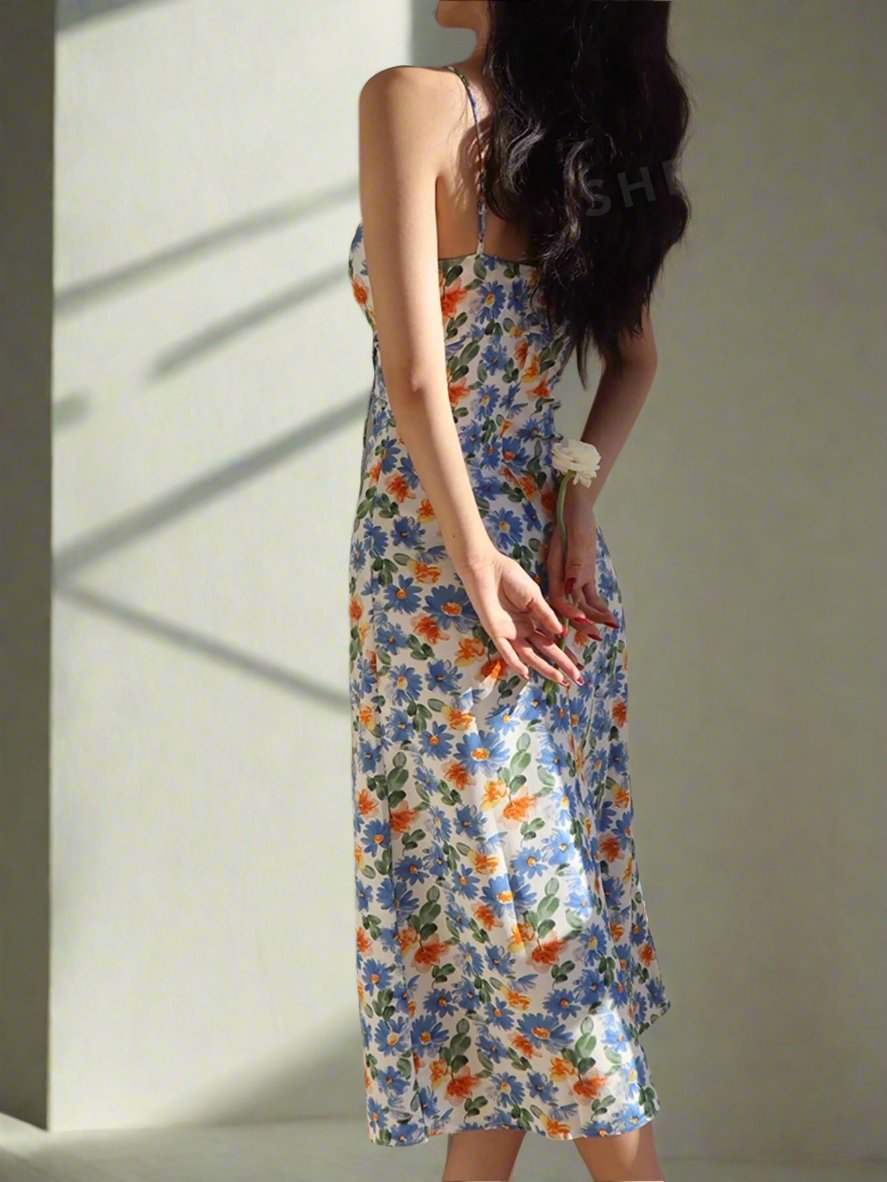 Introducing our Chic Floral Pleated Summer Dress, featuring delicate spaghetti straps and an adjustable drawstring for a perfect fit. Made with soft, flowy fabric and adorned with a trendy floral print, this dress is a must-have for any summer wardrobe. Stay stylish and comfortable with this versatile piece.