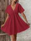 Chic and Stylish: Women's Batwing Sleeve V-Neck Dress in Solid Color