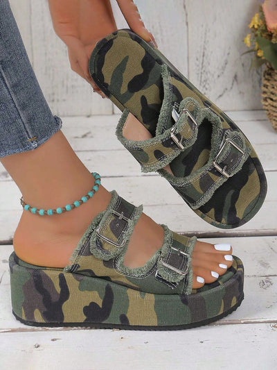 Stylish Camouflage Wedge Waterproof Sandals for Fashionable Outdoor Adventure