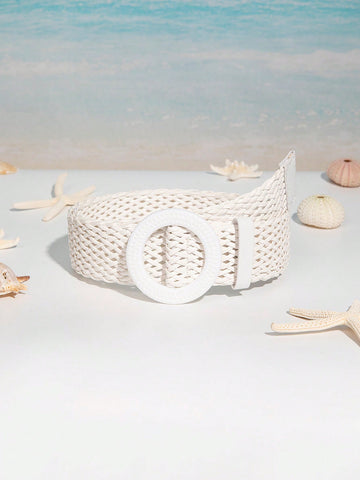 Elevate your beach style with our Bohemian Chic Raffia Belt. Made for fashionable women, this belt adds a touch of boho charm to any vacation outfit. Handmade with raffia, it's lightweight and perfect for beach days. Stay in fashion while enjoying the sun with this stylish accessory.