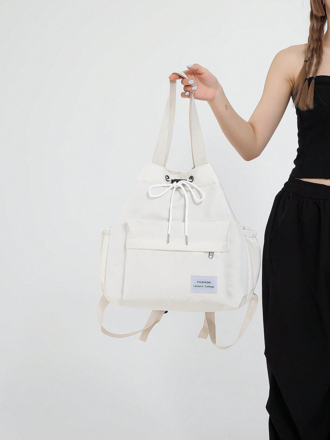 Introducing the Versatile Chic shoulder bag backpack for women. This stylish and lightweight bag offers a large capacity for all your essentials, making it perfect for both daily use and travel. Its dual function as a shoulder bag and backpack provides versatility and comfort. Upgrade your style with this must-have accessory.