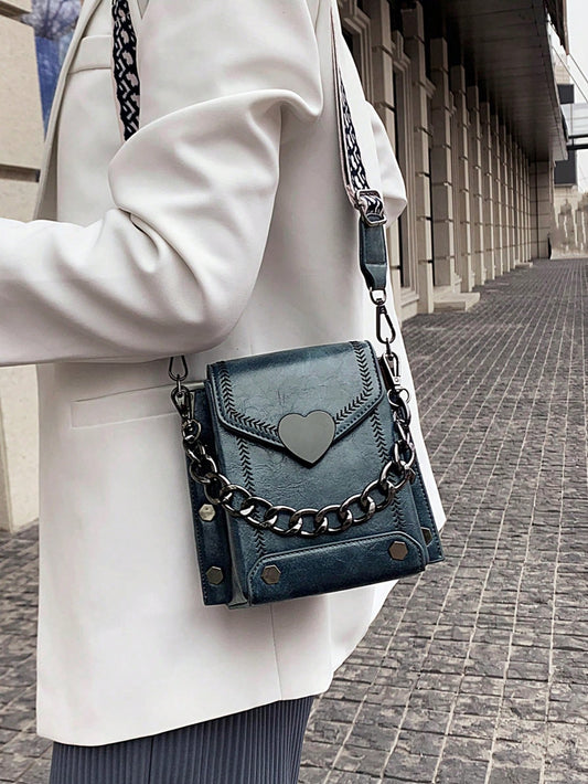 Chic Heart-Shaped Mini Square Bag with Thick Chain Strap – Perfect for Casual Outings and Stylish Events