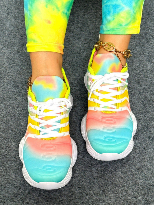 Rainbow Runners: Colorful and Fashionable Casual Sports Shoes for Women