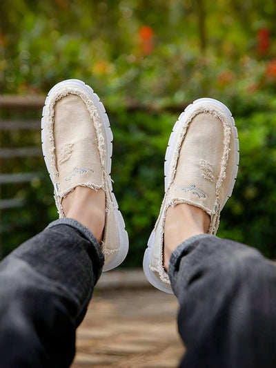 Chic Daisy Embroidered Unisex Loafers: Stylish, Comfortable, and Durable Canvas Shoes