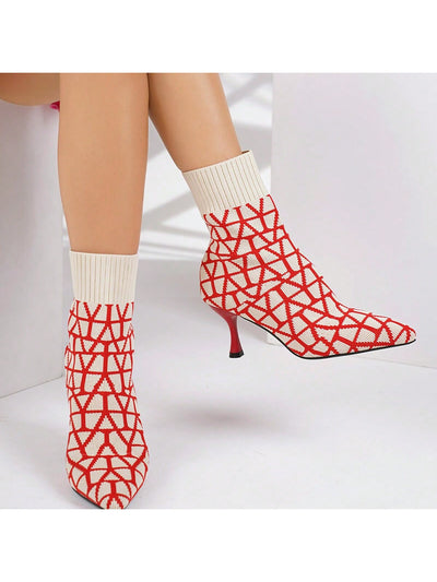 Chic and Cozy: Women's Fashionable Knitted Pointed Toe Short Boots