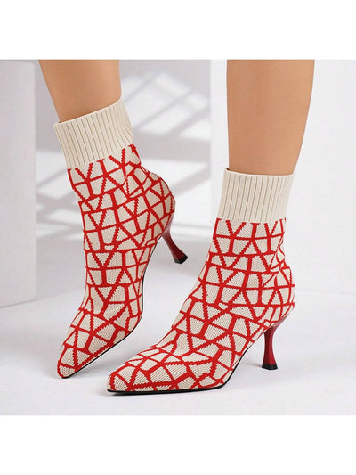 Chic and Cozy: Women's Fashionable Knitted Pointed Toe Short Boots