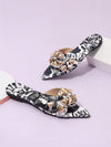 European-American Style Riveted Beachwear Flat Sandals - Women's Fashionable Large Size