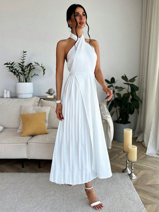 Discover the ultimate dress for any occasion with White Elegance. From romantic dates to elegant weddings and charming afternoon teas, this dress is designed to make you look and feel your best. Its timeless white color exudes sophistication and its versatile design allows for a perfect fit every time. Elevate your style with White Elegance.