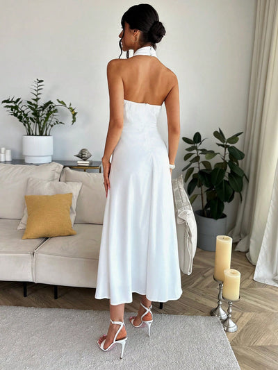 White Elegance: The Perfect Dress for Dating, Weddings, and Afternoon Tea