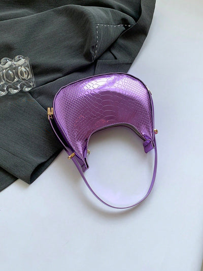 Shimmering Serpent Shoulder Bag: A Stylish and Trendy Addition to Your Collection