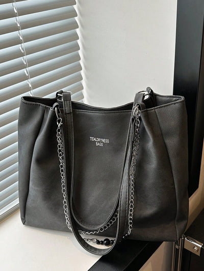 Versatile Chain-Decor Tote Bag: The Perfect Travel and Everyday Companion