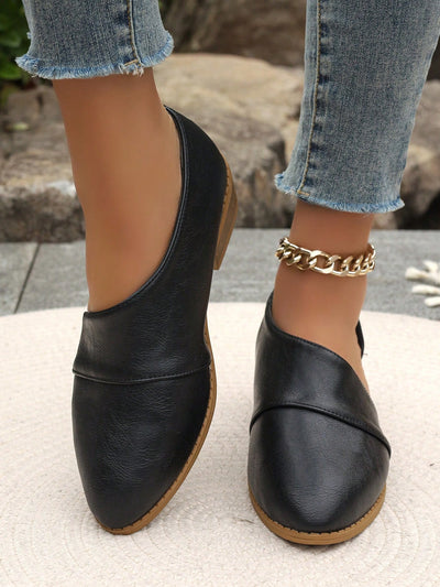 Stylish Pointed Toe Chelsea Ankle Boots: Your Ultimate Casual Booties