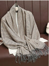 Chic Paisley Jacquard Scarf with Fringe: The Perfect Versatile Accessory