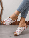 Women's Floral Detail Soft Sole Sandals: Ultra-Light Comfort for Vacation and Outdoor Activities