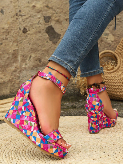 Chic Pink Summer Vacation Woven Wedge Sandals with Geometric Pattern and Vintage Buckle Design