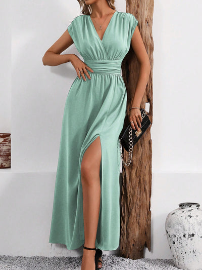 Effortlessly Chic: Women's V-Neck Split Hem Casual Dress in Solid Mint Green