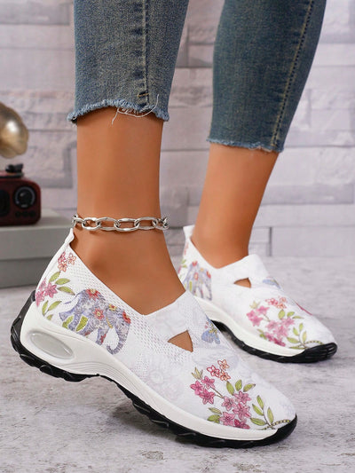 Stylish and Comfortable Women's Printed Sports Shoes - The Latest Fashion Must-Have