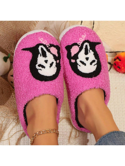 Pink Ghost Shaped Anti-Slip Home Wear Slippers: The Perfect Halloween Treat!