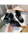 Warm and Trendy: 2024 New Arrival Women's Cute Plush Short Boots