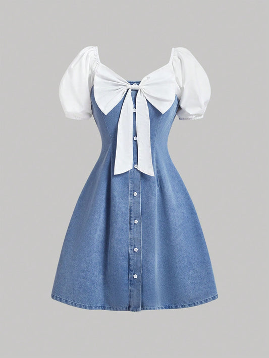 Chic Vintage Denim Dress with Sweetheart Neckline & Bow Detail – Perfect for Birthdays & Back-to-School