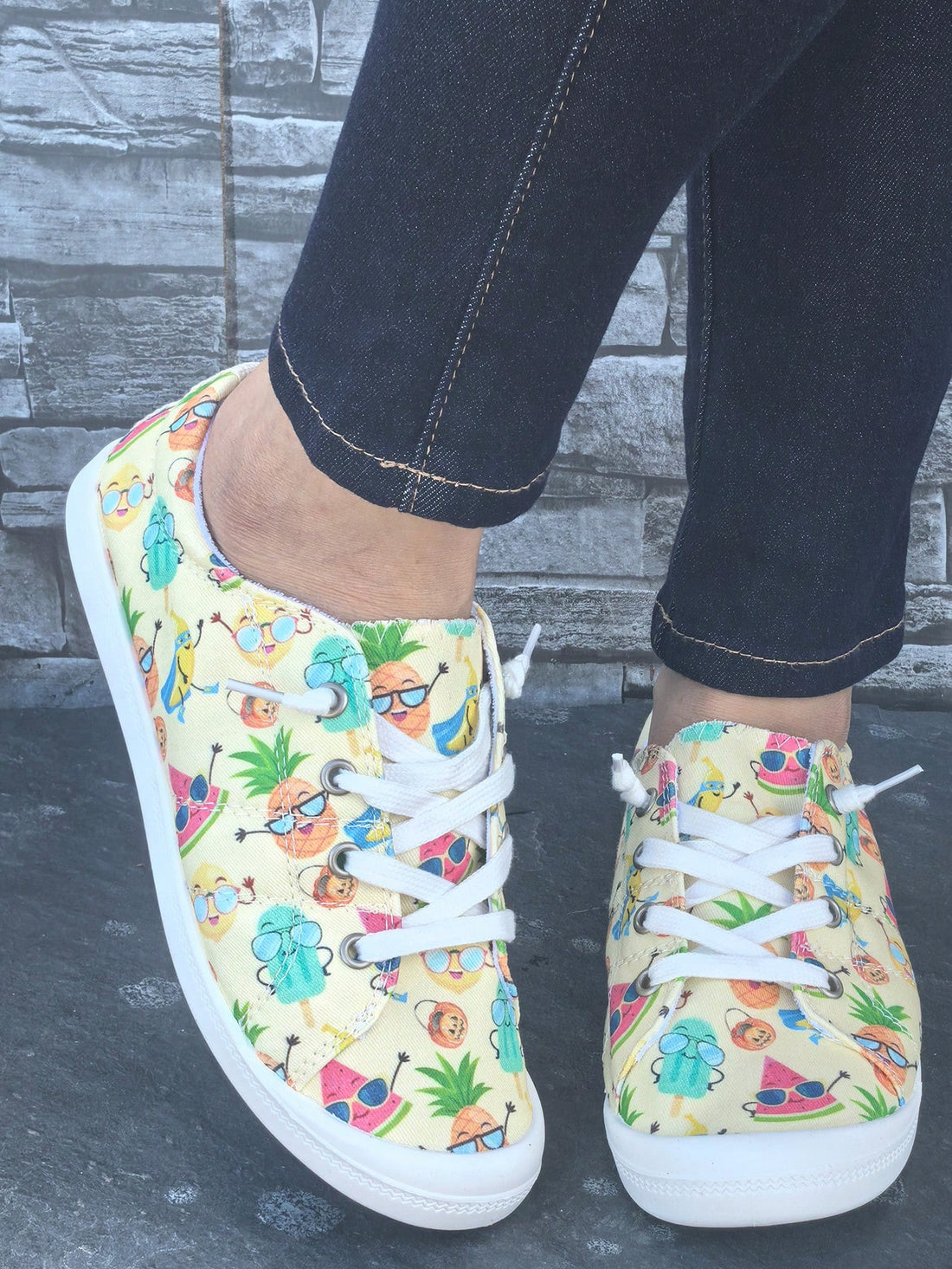 Discover the perfect blend of comfort and style with our Trendy Women's Canvas Athletic Shoes. Designed for outdoor activities, these slip-resistant shoes offer both practicality and fashion. With their comfortable fit and trendy design, you'll never have to compromise on either comfort or style again.