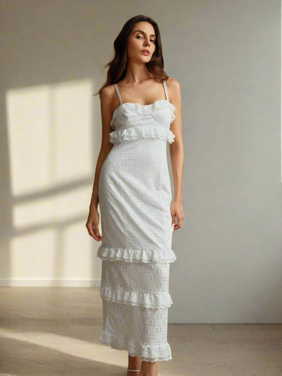 Enchanting Elegance: Anewsta White Lace-Trimmed Slit Cami Cake Dress