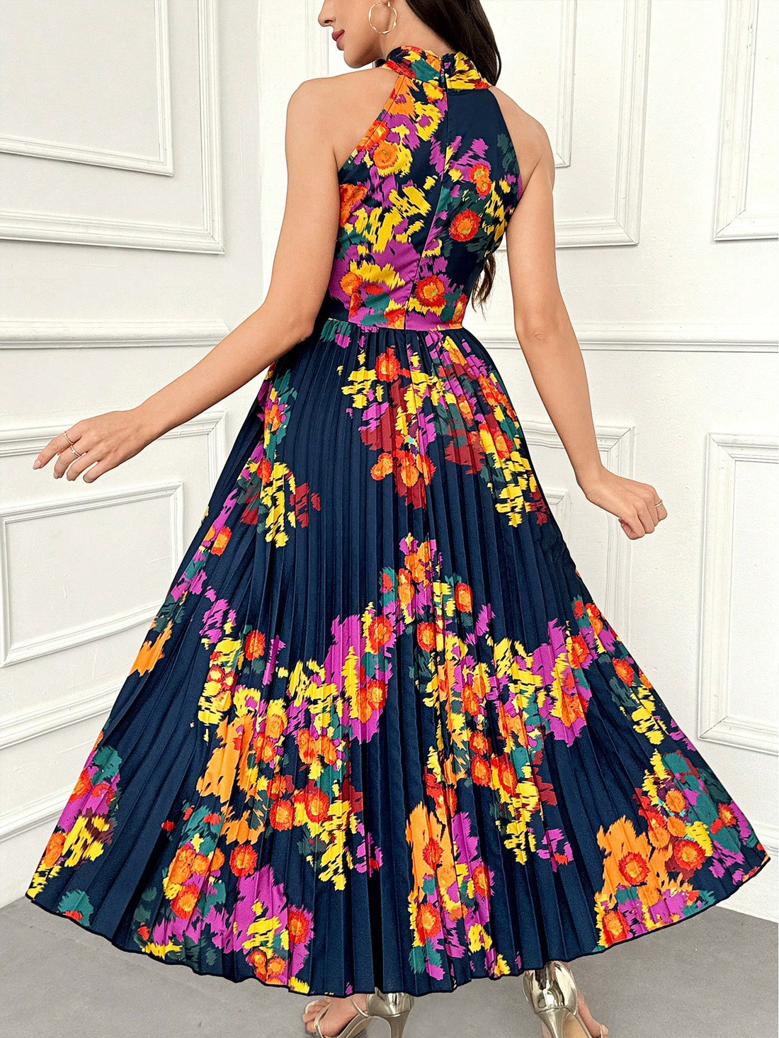 Upgrade your style with Chic Elegance! This women's dress features a trendy all-over print and includes a stunning neck pendant for added flair. The sleeveless design is perfect for all seasons. Look effortlessly chic and make a statement with this dress. (Dress length may vary based on height.)