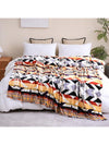 Cozy Comfort: Double-Sided Printed Flannel Blanket for All Seasons