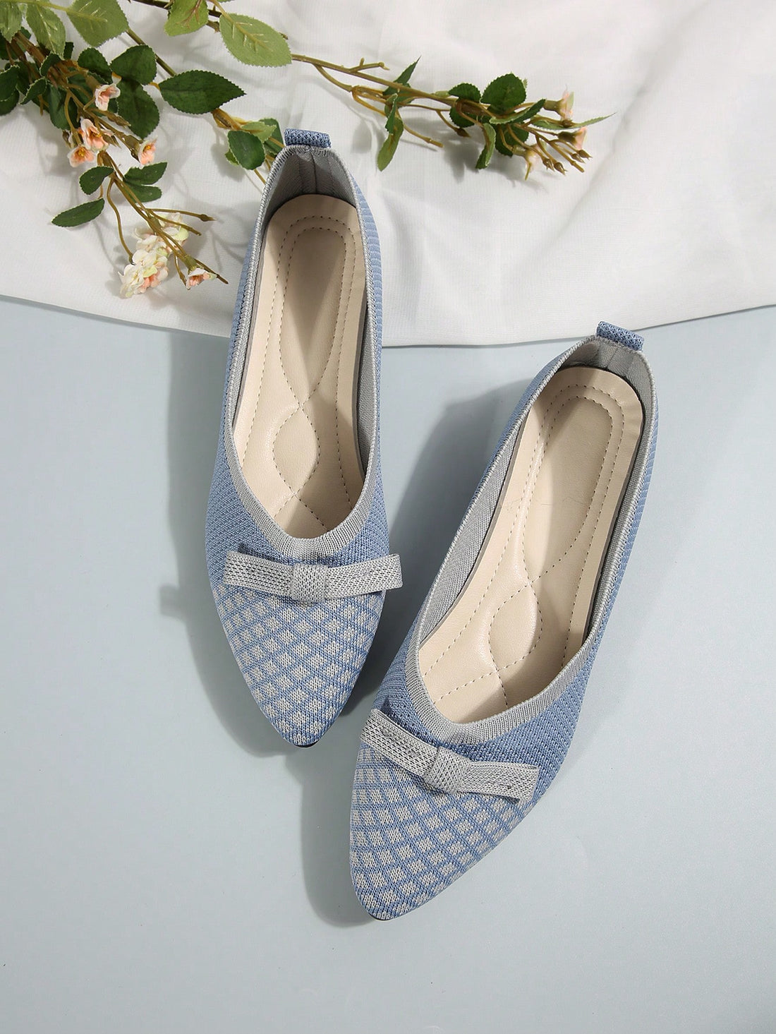 These stylish Chic Hollow Out Flats are the perfect choice for the fall and winter seasons. The unique hollow out design adds a touch of chic elegance while the slip-on style offers convenience and comfort. Made with high-quality materials, these flats are both stylish and durable, making them a must-have for any fashion-forward individual.