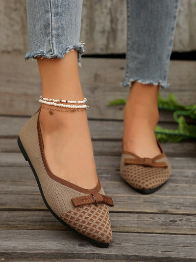 Chic Hollow Out Flats: Stylish Slip-On Shoes for Fall/Winter