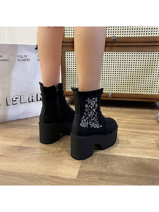 Elevate Your Style with Women's Chunky Heel Lace-Up Boots