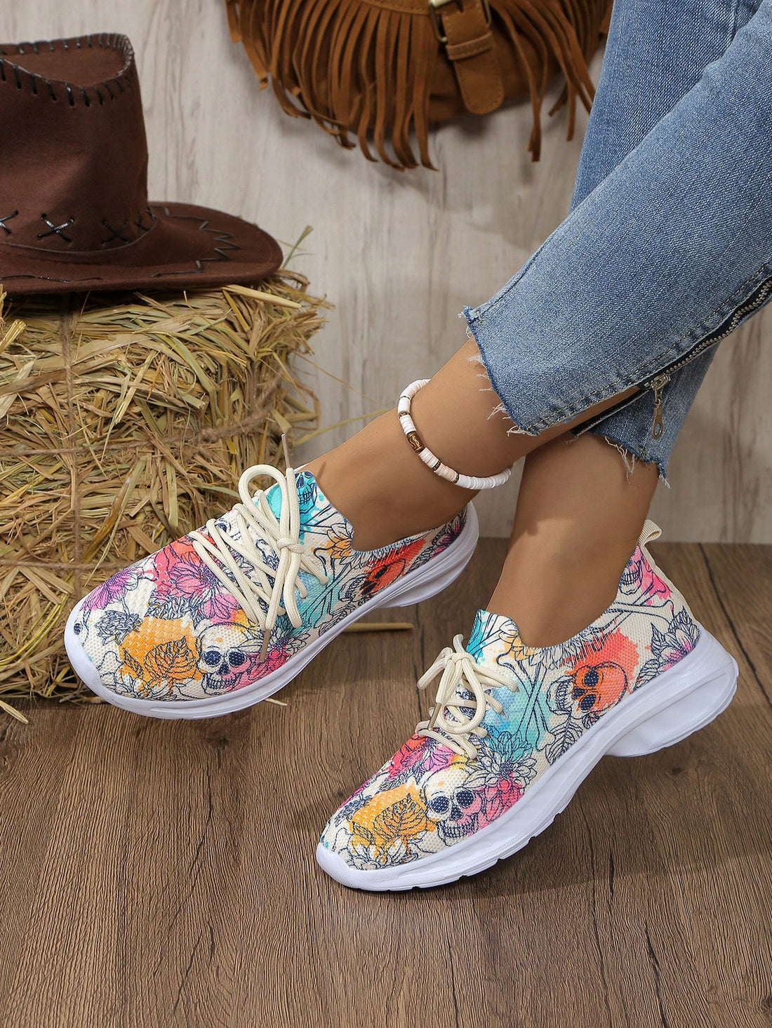 These skull flower print athletic shoes are the perfect combination of style and comfort for all your outdoor leisure activities. With a unique print design and top-notch athletic support, you'll enjoy lasting comfort on any adventure. Step out in confidence and make a statement with these must-have shoes.