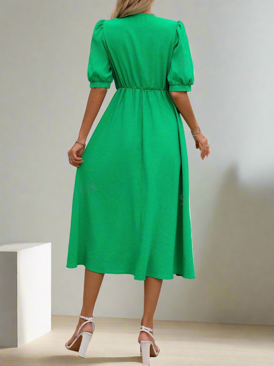 Experience sweet and stylish casual elegance with our Green Bow-Tied Puff Sleeve Dress. Its vibrant green color and unique bow-tied puff sleeves make a statement, while its comfortable and versatile design is perfect for any occasion. Upgrade your wardrobe and stand out in this must-have for women.