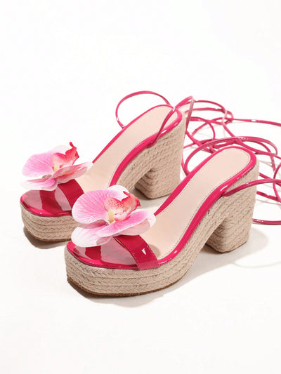 Summer Chic: 3D Flower Rope Wedge Sandals for Vacation and Casual Outfits