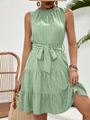 Relax in Style: Sleeveless Solid Color Vacation Casual Dress