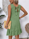 Effortless Elegance: Women's Solid Color Sleeveless Dress for Daily Wear