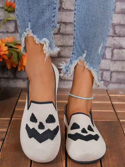 Pumpkin Spice and Everything Nice: Women's Halloween Pumpkin Pattern Slip-On Shoes